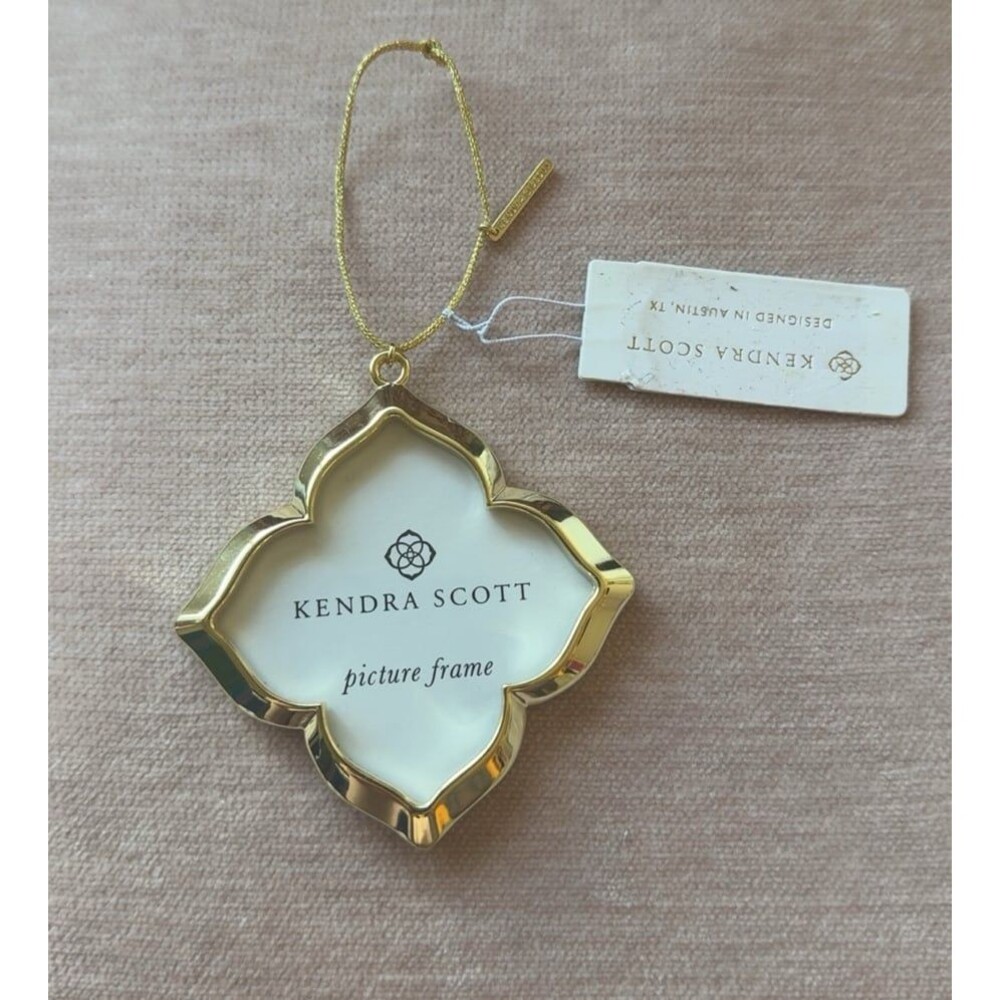 KENDRA SCOTT FRAME